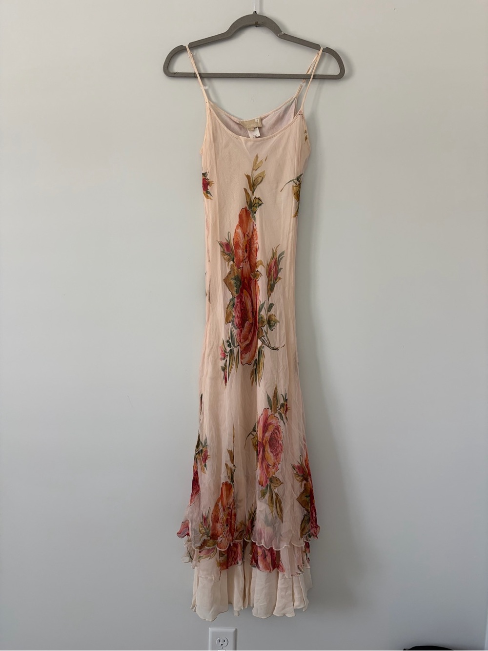 Capricorn 90s Blush Pink Floral Silk Sleeveless Tiered Skirt Romantic Maxi Dress